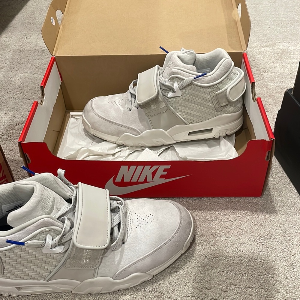 Nike Shoes Size 9